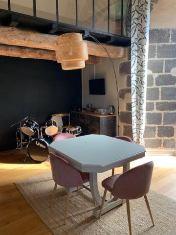 Chambres et maisons d'hôtes du Prieuré de la Bajasse - Le 1150 Vieille-Brioude Exterior foto